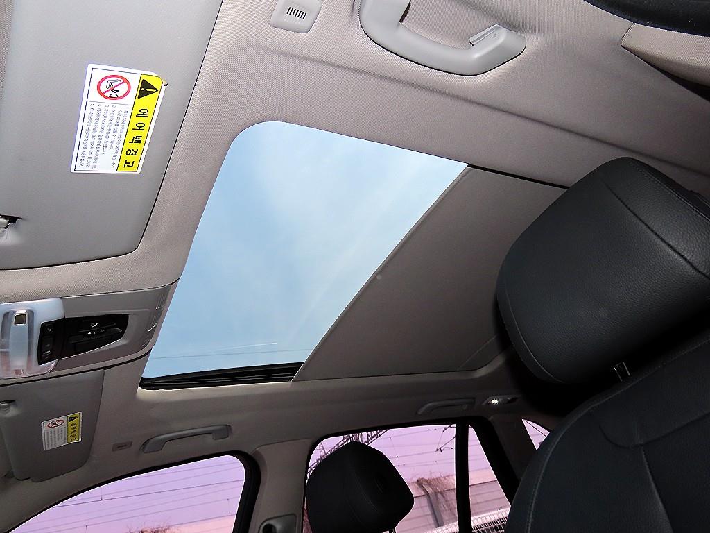 BMW X5 — photo 16