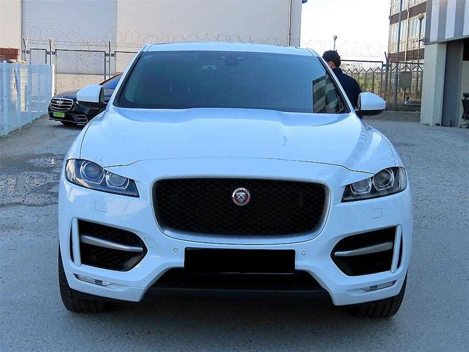Jaguar F-PACE — photo 01