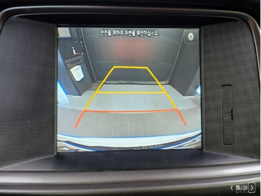 Kia K5 — photo 12