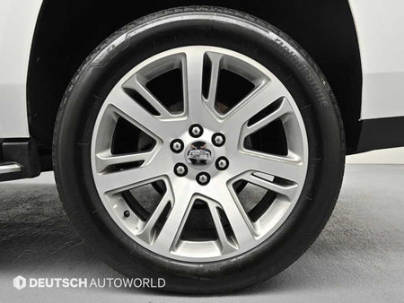 Cadillac Escalade — photo 05