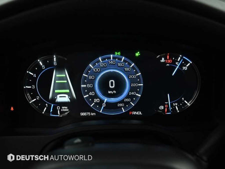 Cadillac Escalade — photo 08