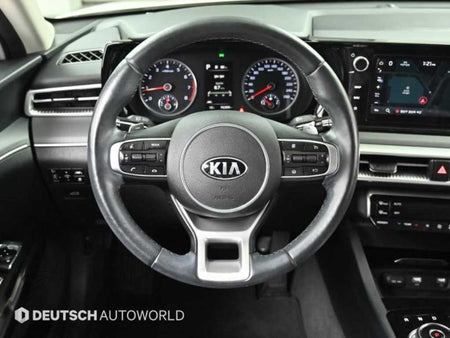 Kia K5 — photo 13