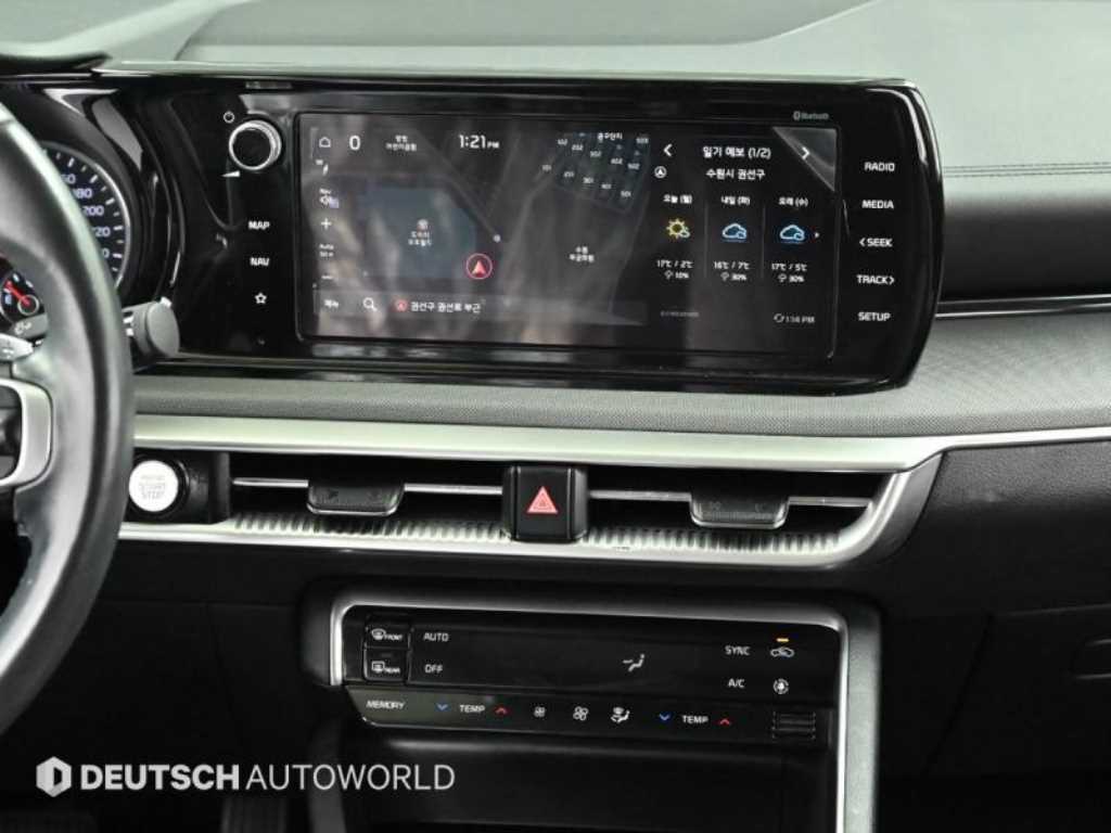 Kia K5 — photo 14