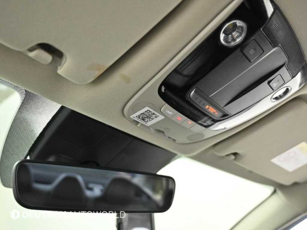Kia K5 — photo 18