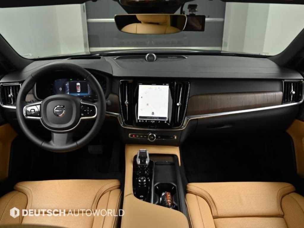 Volvo S90 — photo 07