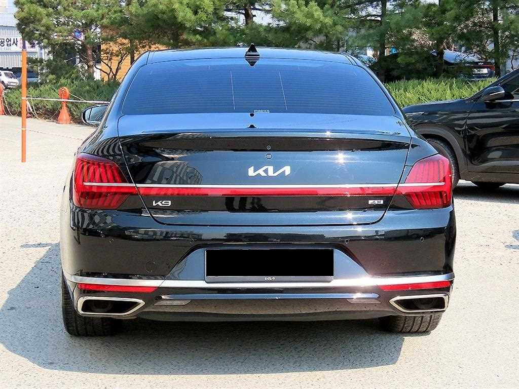 Kia K9 — photo 04