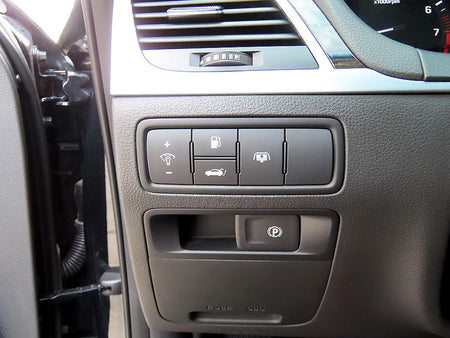Genesis G80 — photo 13