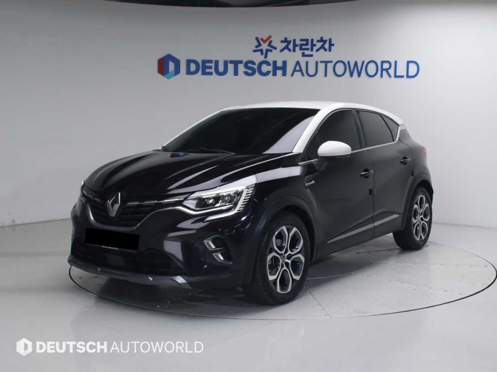 RENAULT Captur — photo 01