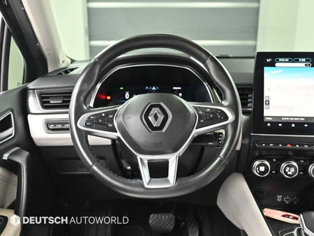 RENAULT Captur — photo 13