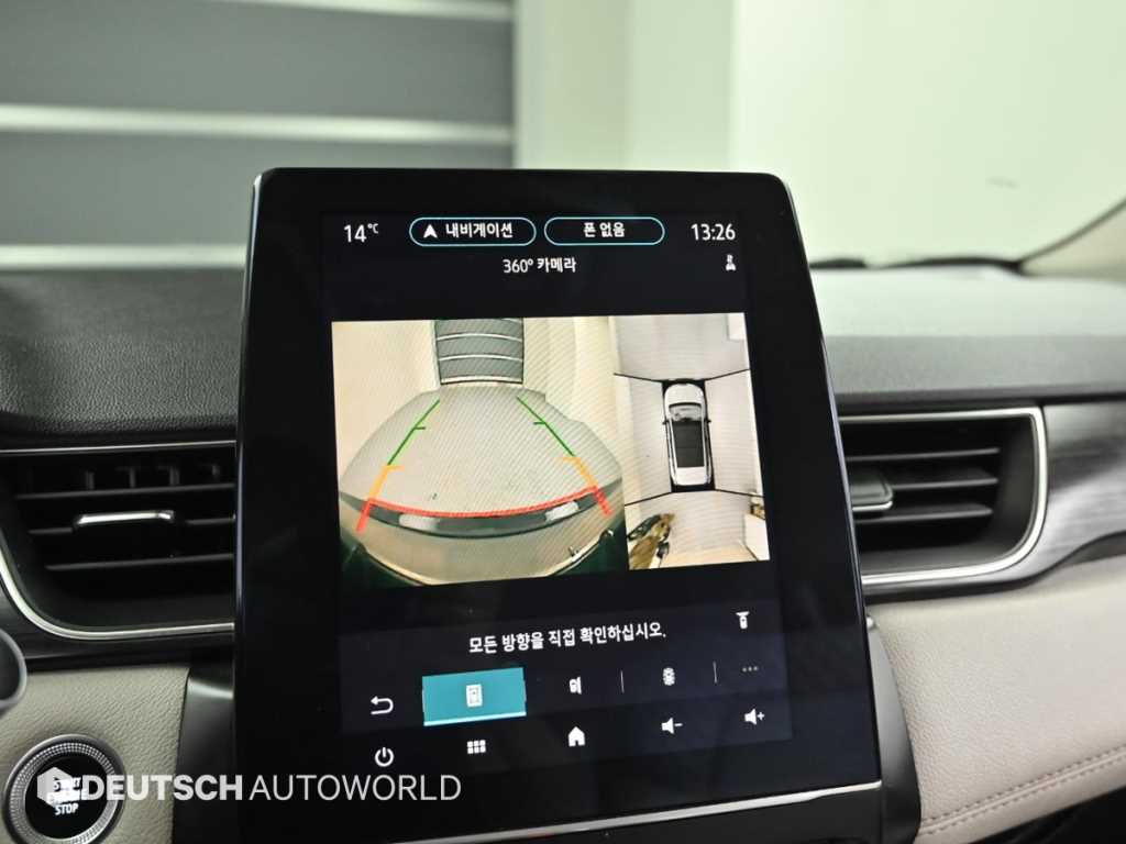 RENAULT Captur — photo 15
