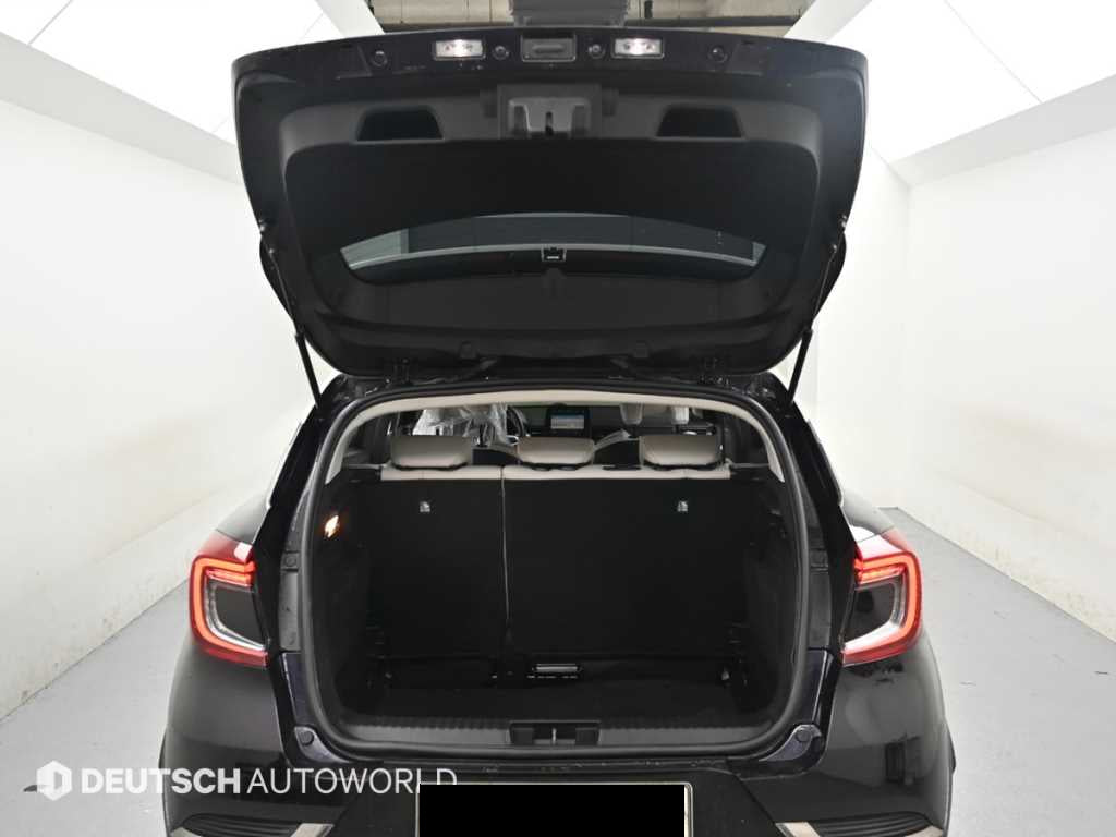 RENAULT Captur — photo 19