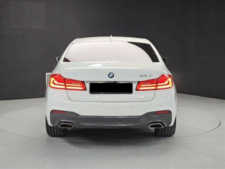 BMW 5-Series — photo 03