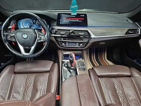 BMW 5-Series — photo 08