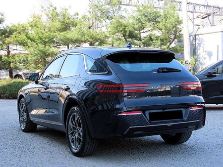 Genesis GV70 — photo 03