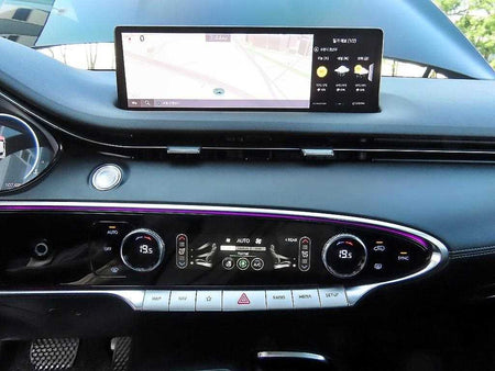 Genesis GV70 — photo 13