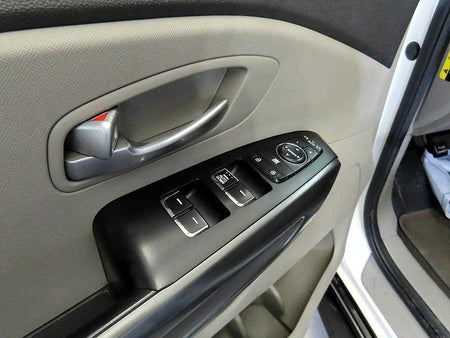 Kia Carnival — photo 14