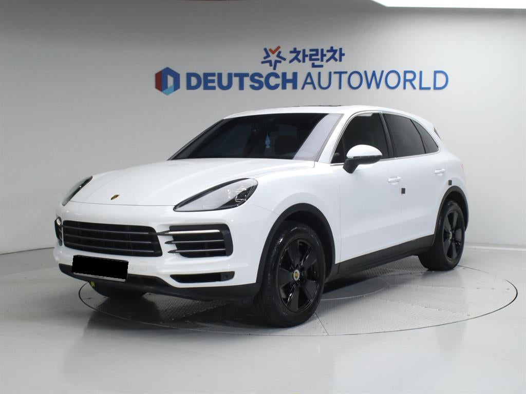 Porsche Cayenne — photo 01