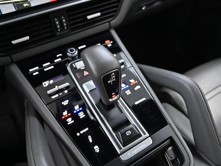 Porsche Cayenne — photo 09