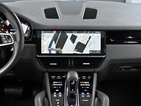 Porsche Cayenne — photo 14