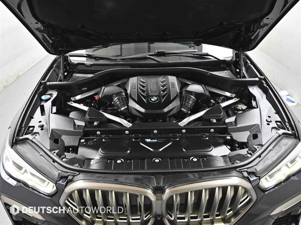 BMW X6 — photo 06