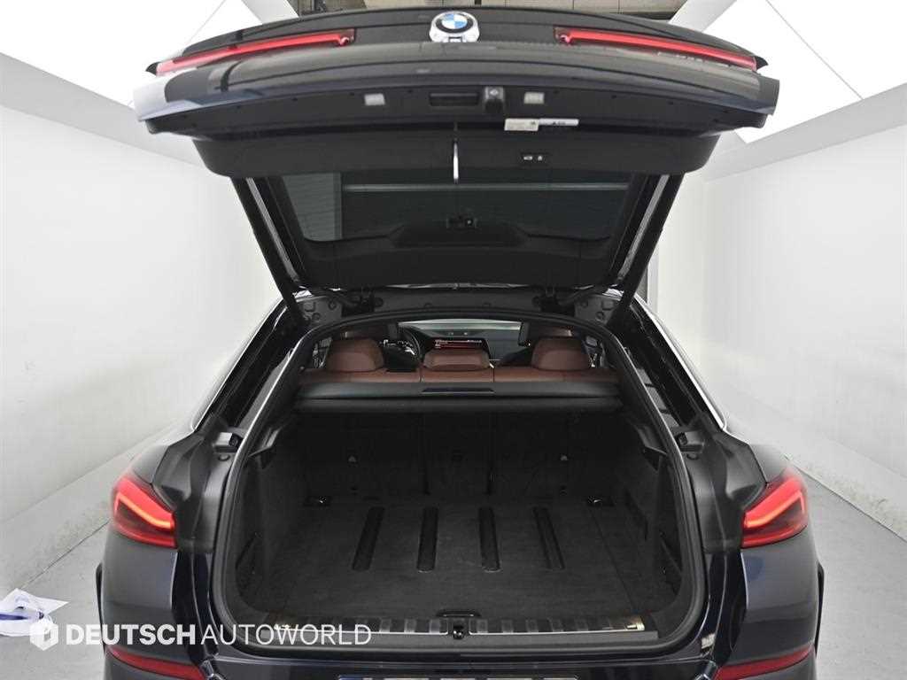 BMW X6 — photo 19