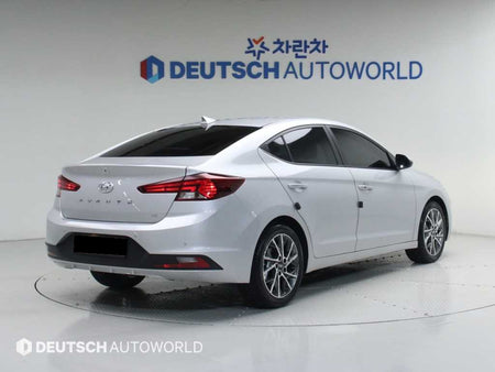 Hyundai Avante — photo 02