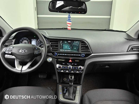Hyundai Avante — photo 07