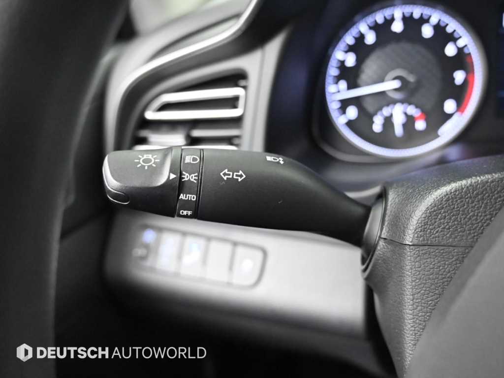 Hyundai Avante — photo 17