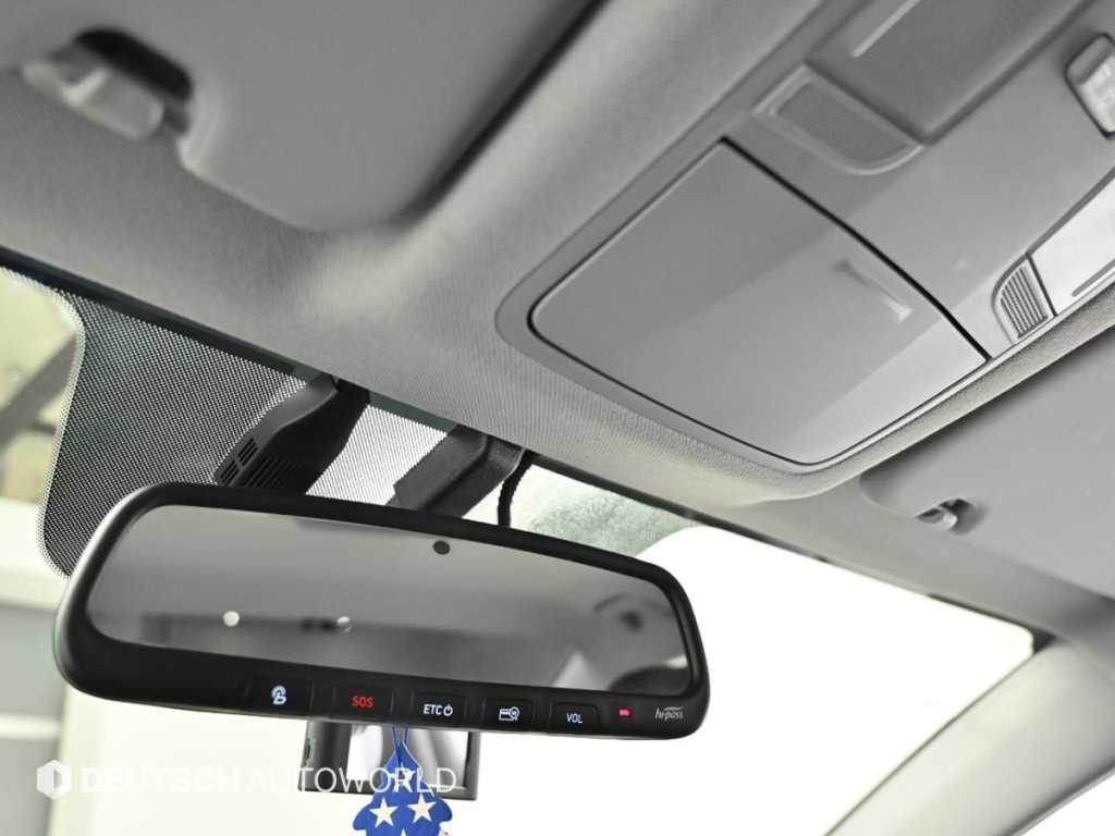 Hyundai Avante — photo 18