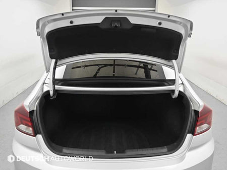 Hyundai Avante — photo 19