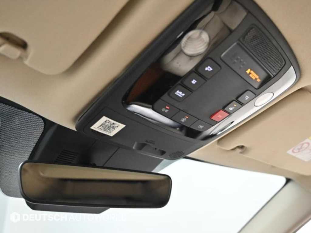 Kia Carnival — photo 15