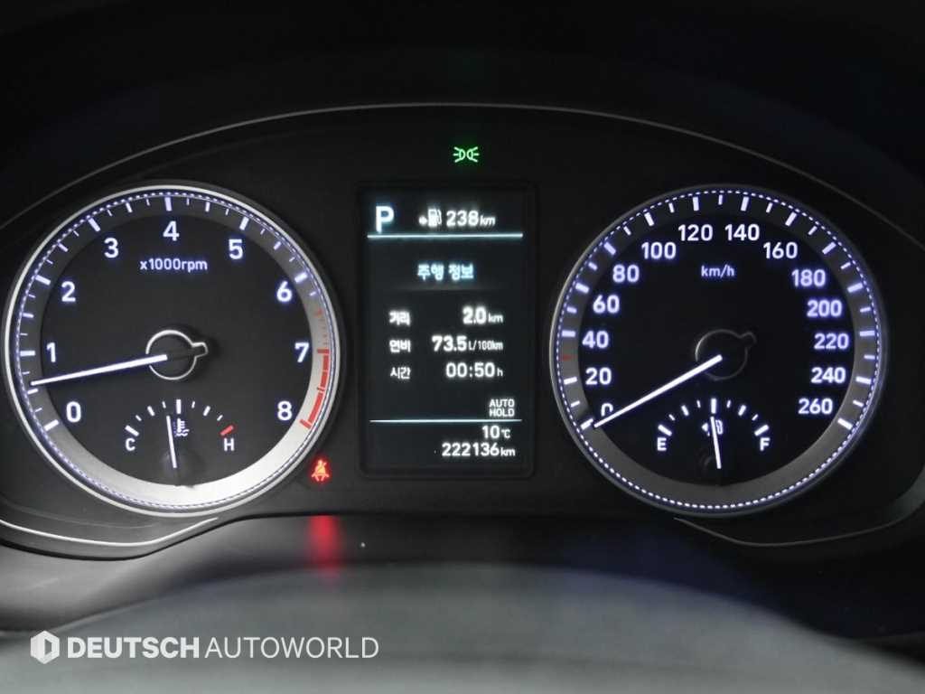 Hyundai Grandeur — photo 08