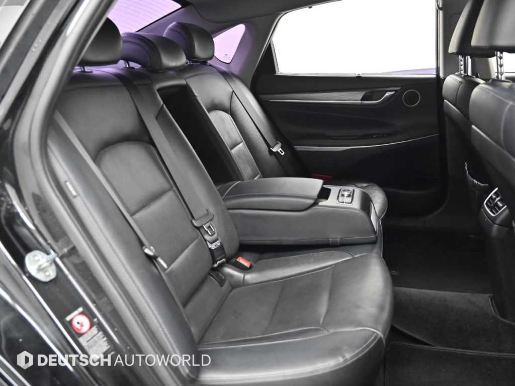Hyundai Grandeur — photo 12
