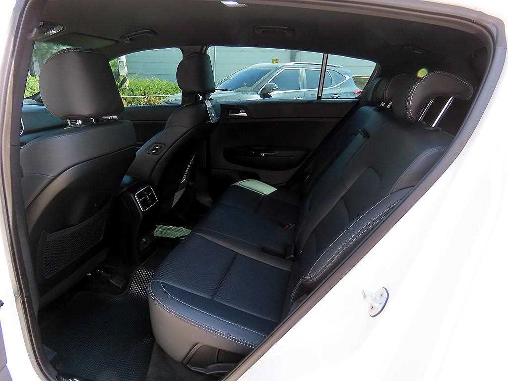 Kia Sportage — photo 06