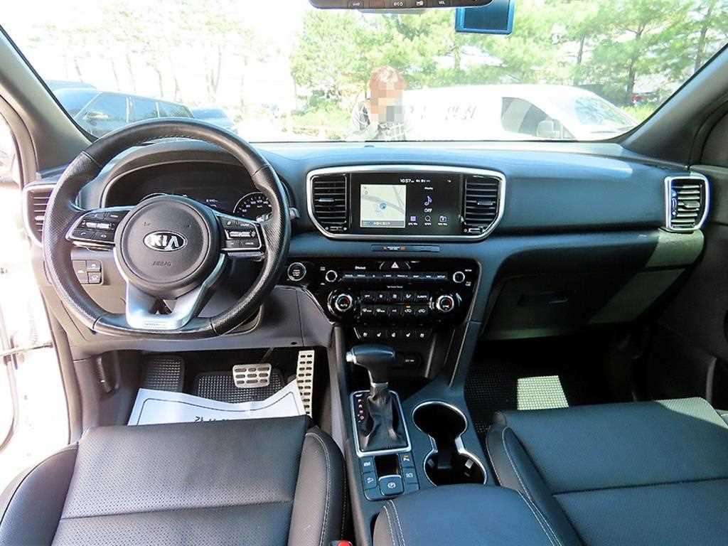 Kia Sportage — photo 07