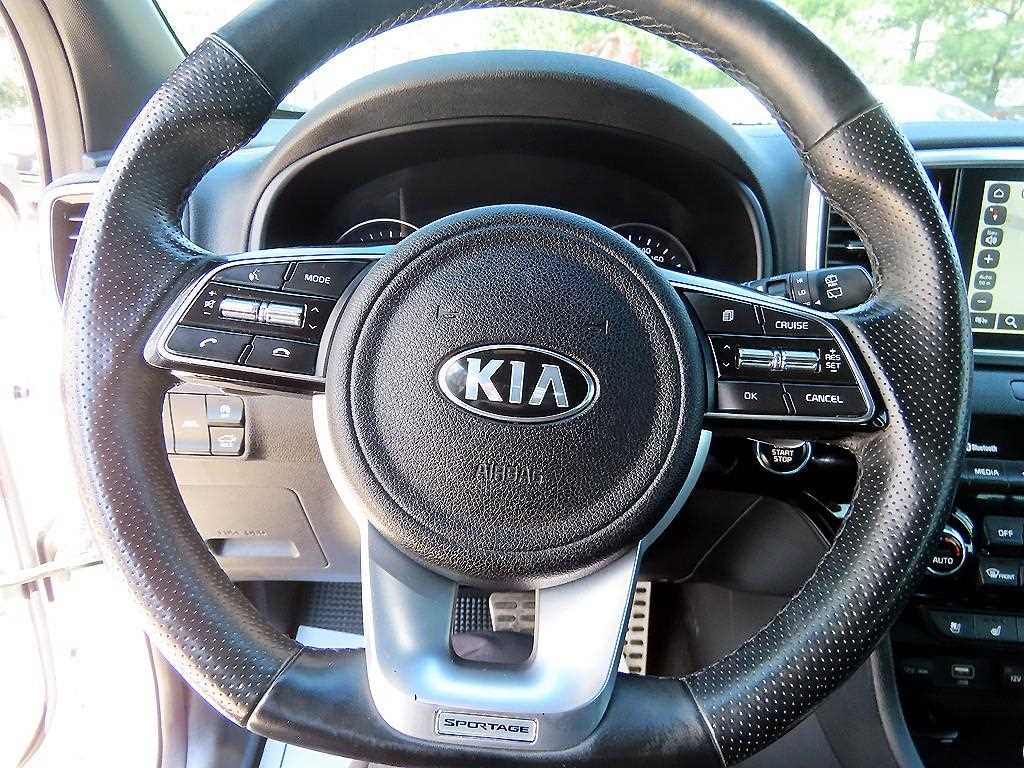 Kia Sportage — photo 08