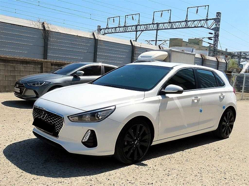 Hyundai i30 — photo 02