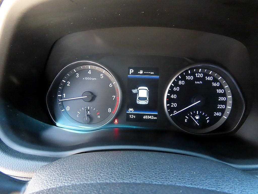 Hyundai i30 — photo 09