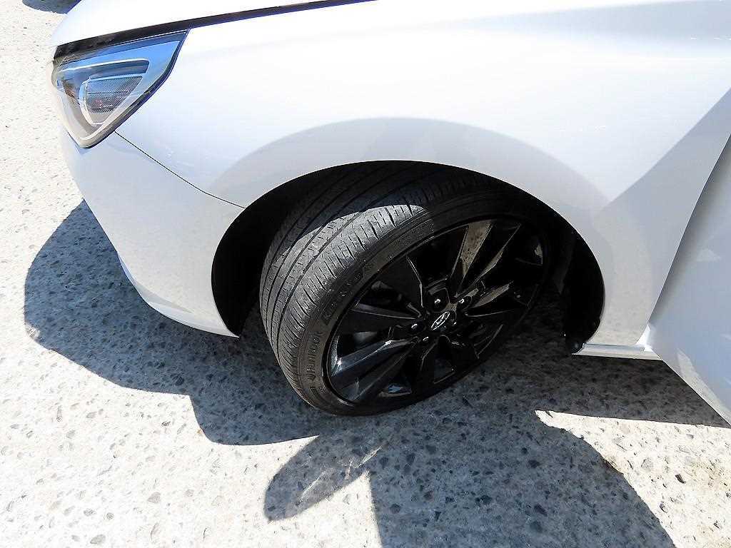 Hyundai i30 — photo 19