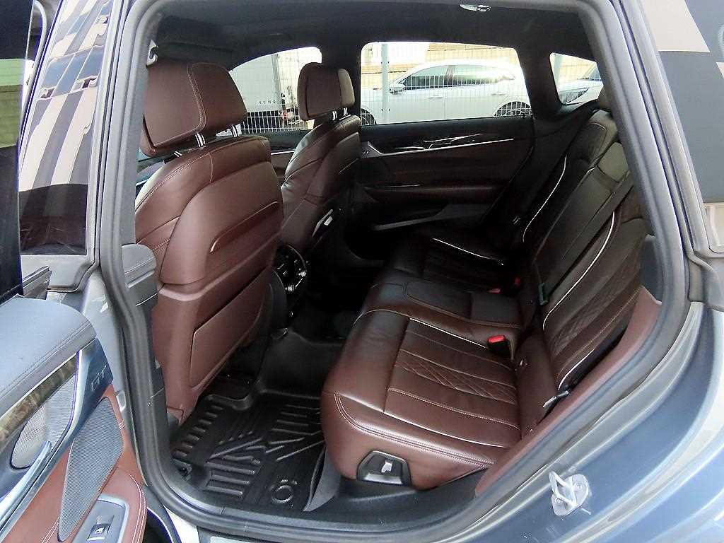 BMW Gran Turismo — photo 06