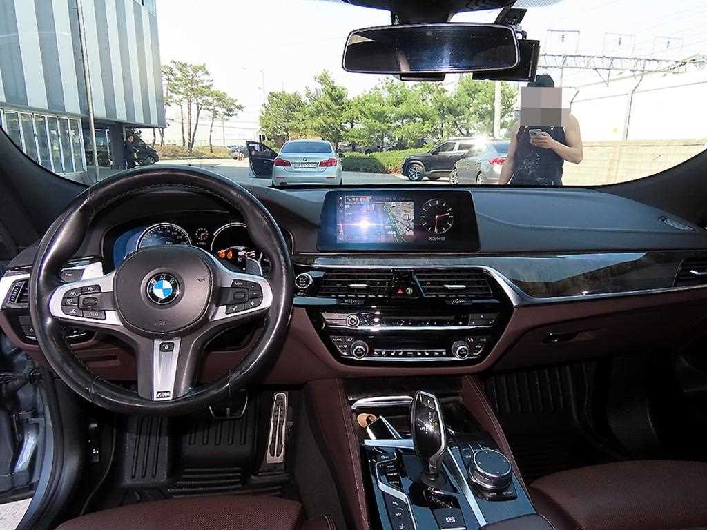BMW Gran Turismo — photo 07