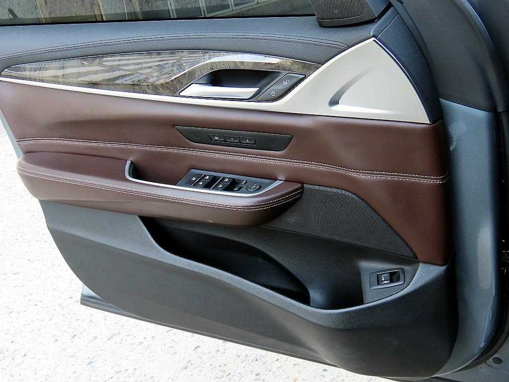 BMW Gran Turismo — photo 12