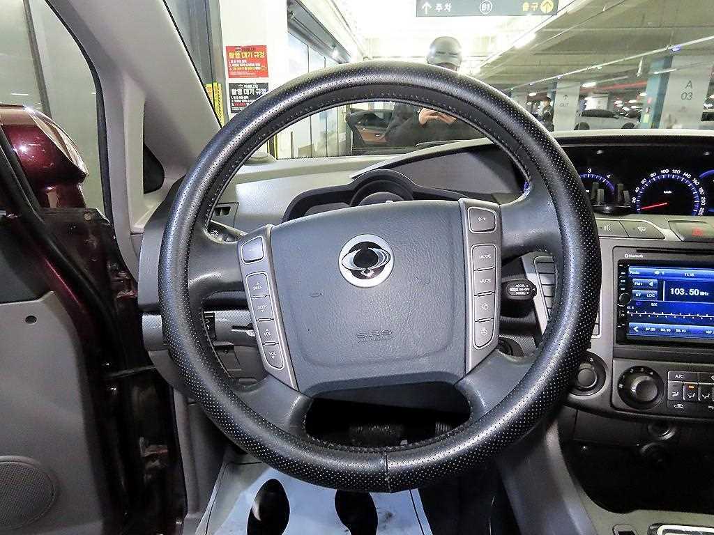 KGM KORANDO — photo 08