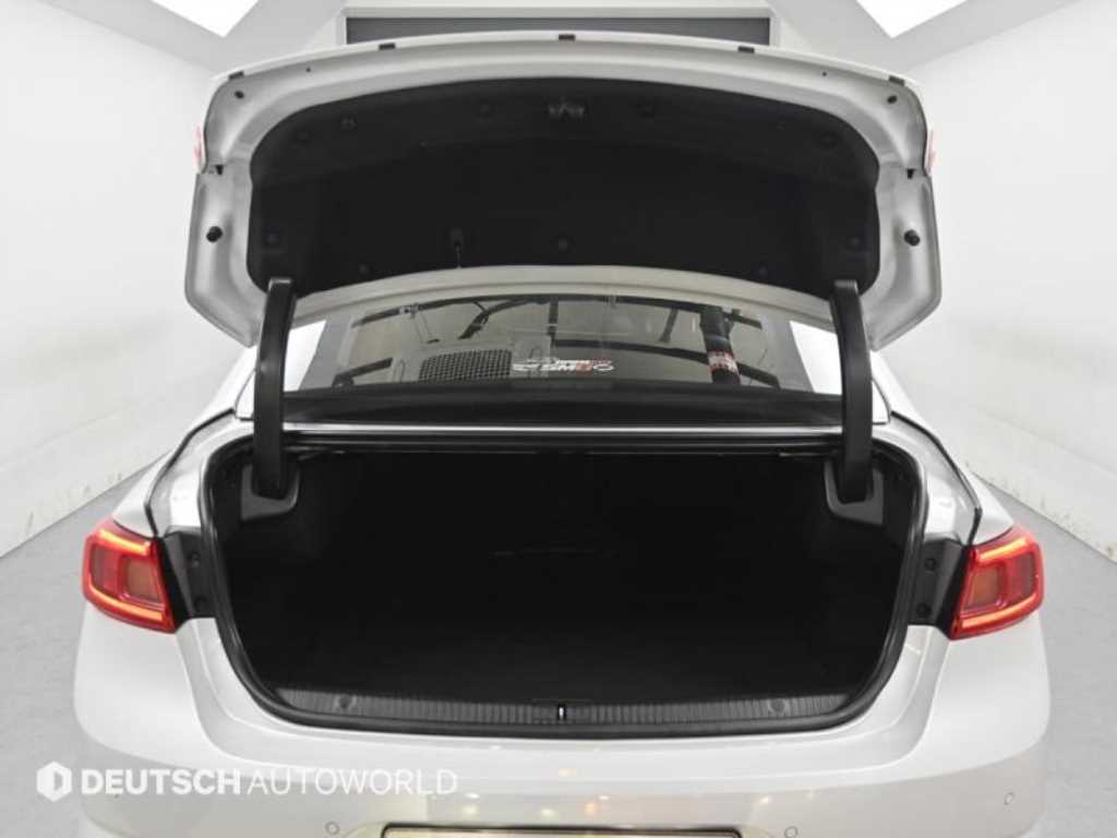 RENAULT SM6 — photo 19