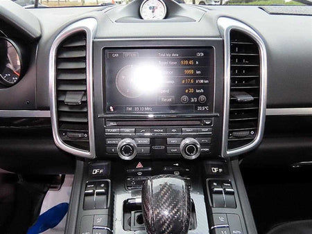 Porsche Cayenne — photo 12