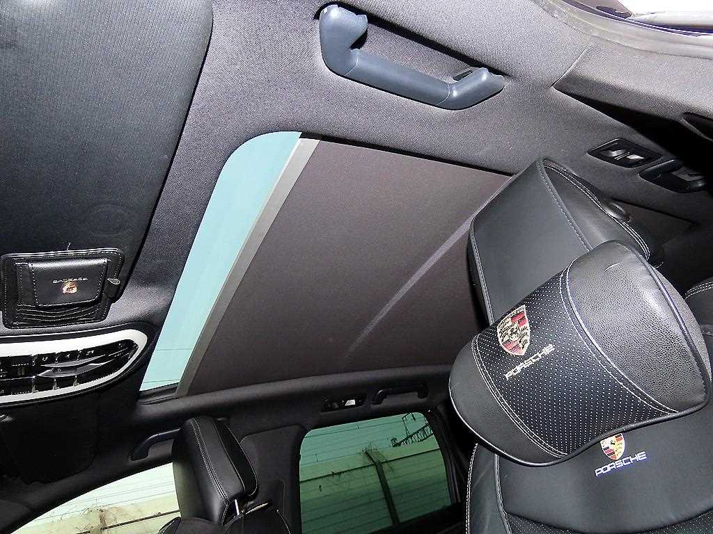 Porsche Cayenne — photo 17