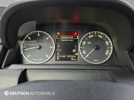 Land Rover Discovery — photo 08