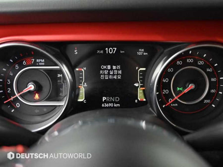 Jeep Wrangler — photo 08