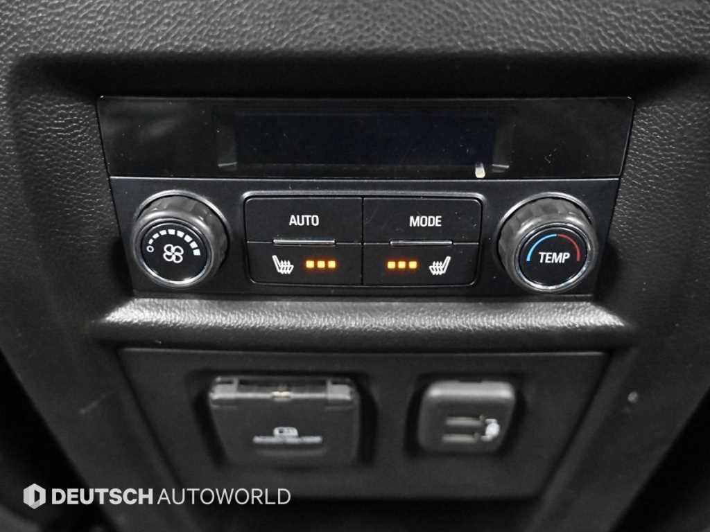 CHEVROLET Traverse — photo 15