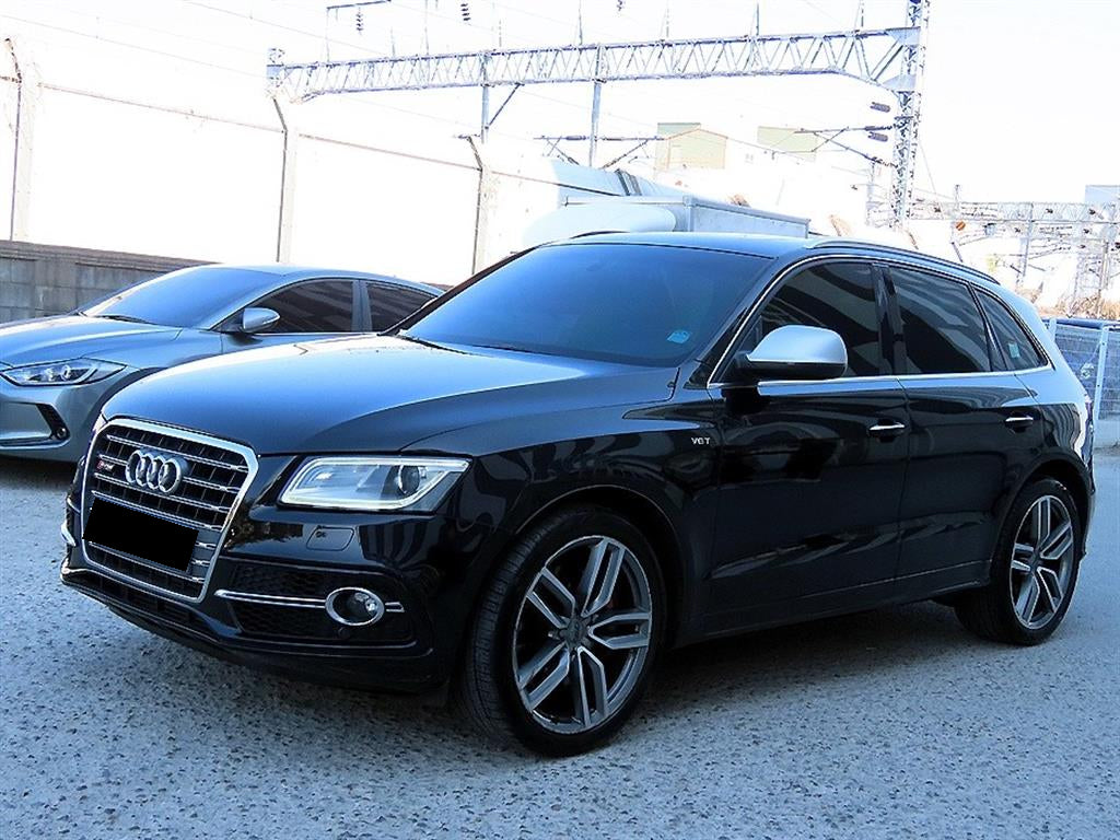 Audi SQ5 — photo 02